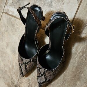 Stylish Gap Snake Print Women's Heels Size 9